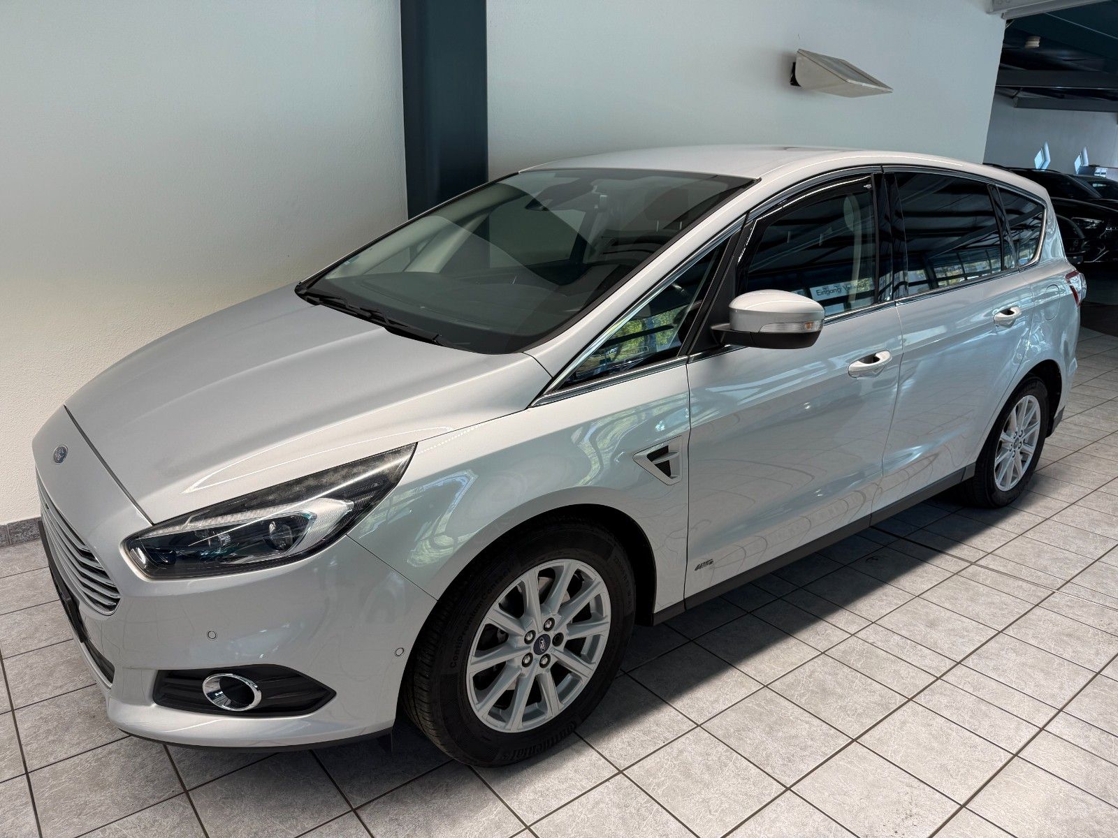 Ford S-Max