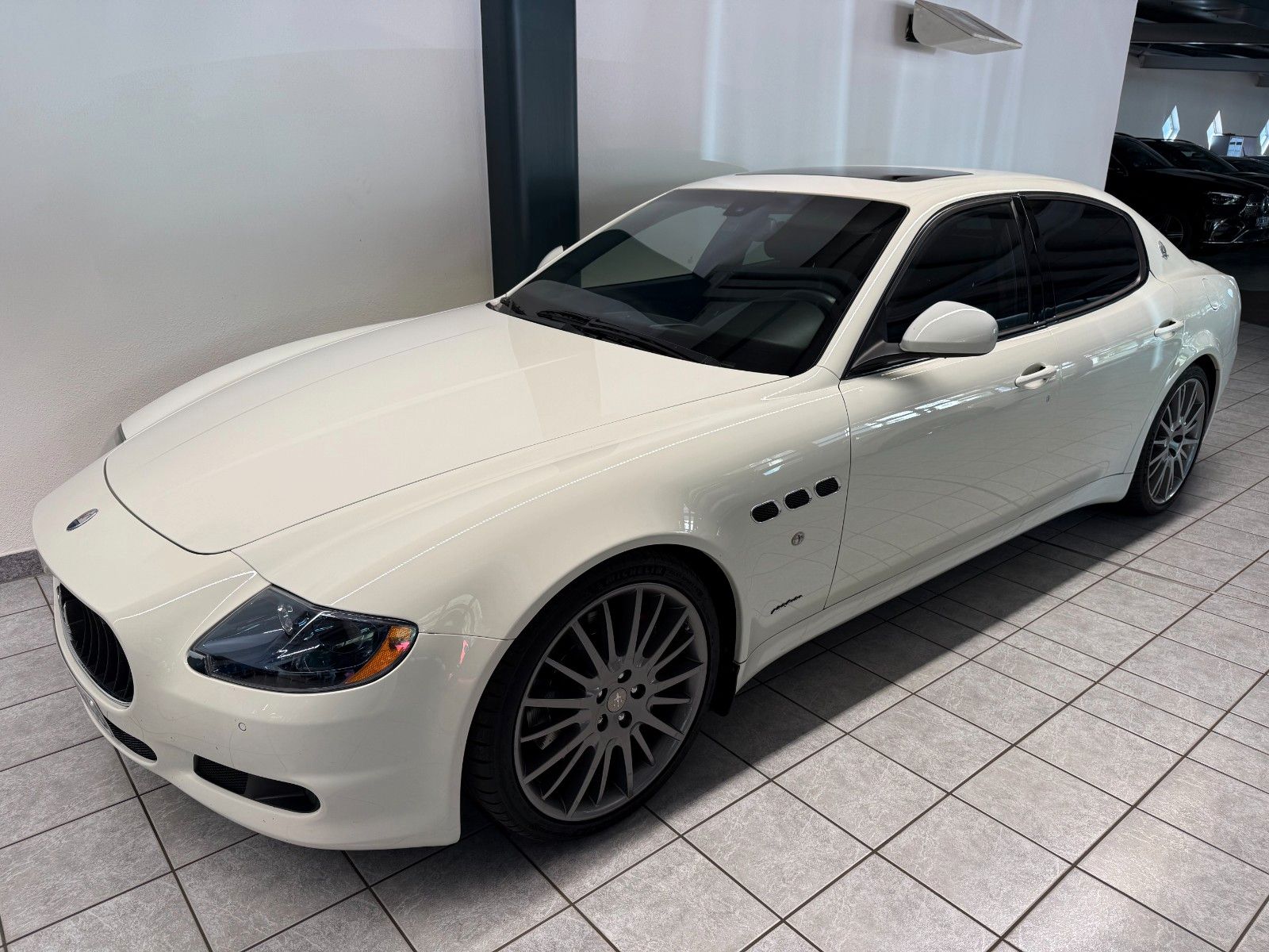 Maserati Quattroporte