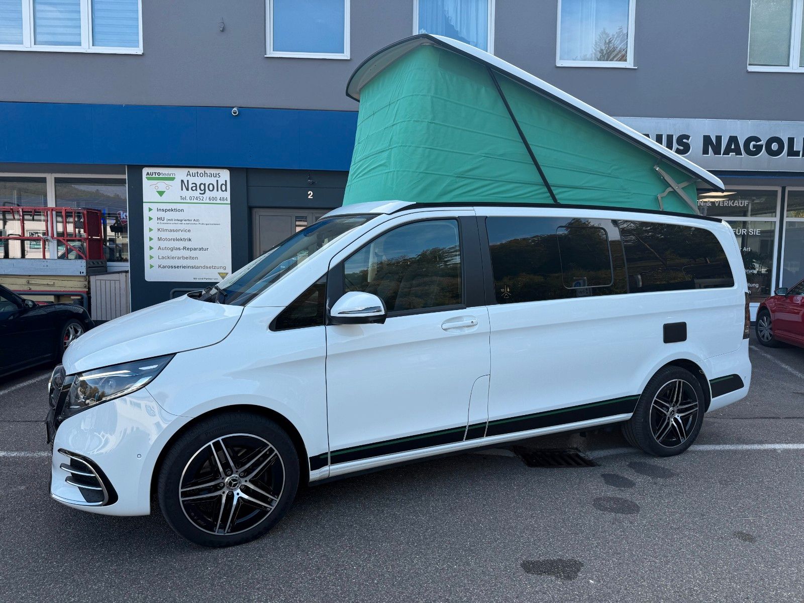 Mercedes-Benz 300
